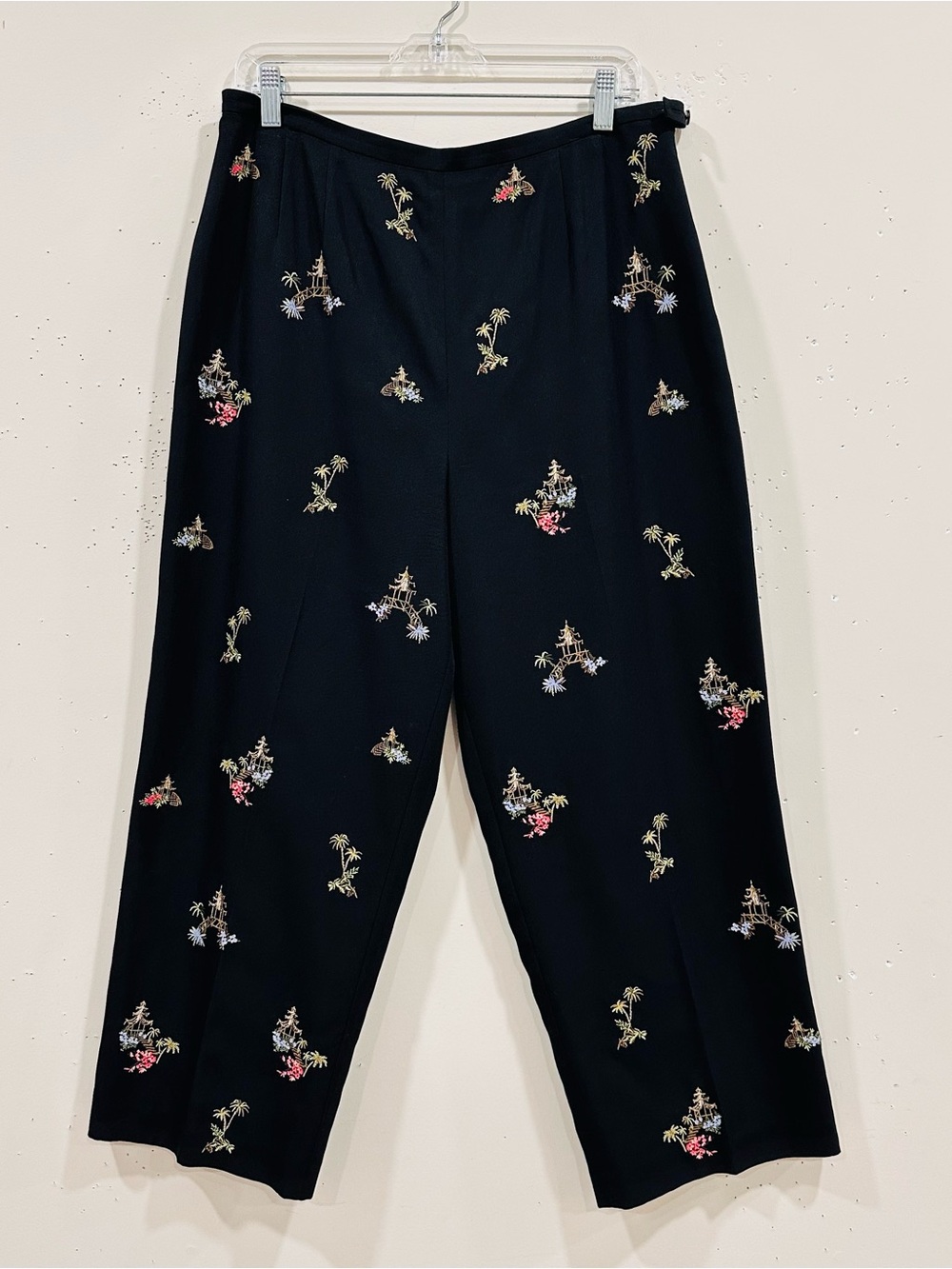 VTG Talbots Embroidered Crop Pants Size 14 Black Silk Cotton Blend Chino Pagoda